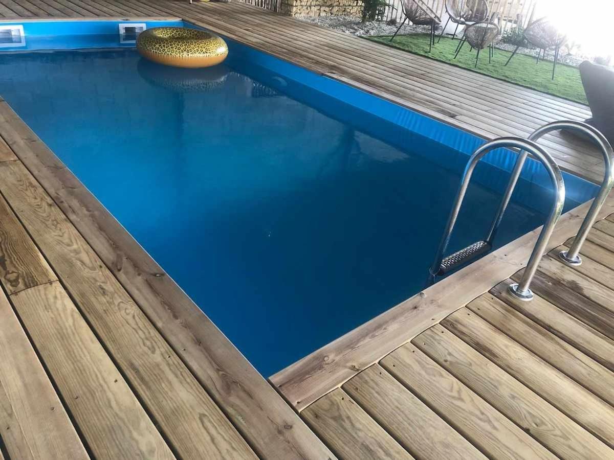 Le Petit Monty Gite Cote Etang Saint-Malo-du-Bois Ngoại thất bức ảnh
