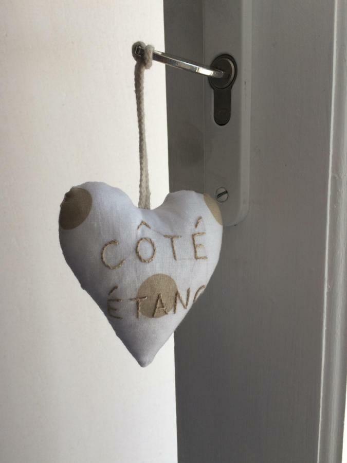 Le Petit Monty Gite Cote Etang Saint-Malo-du-Bois Ngoại thất bức ảnh